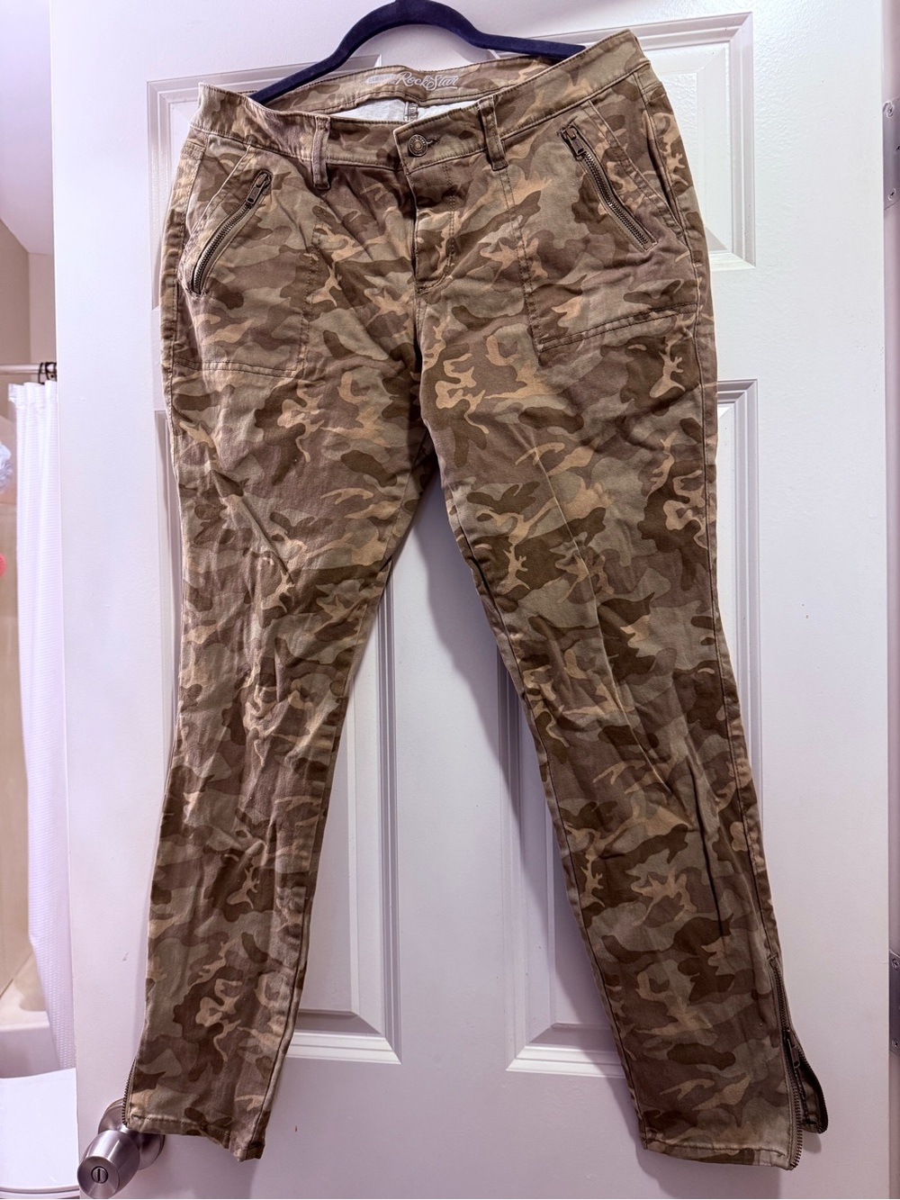 Camo Stretch Zip Ankle Pants - Tan/Beige